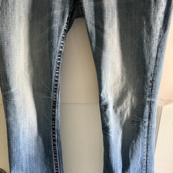 Miss Me Blue Signature Boot Jeans 31" X 32.5" Low Rise Cotton Denim. - Picture 4 of 10